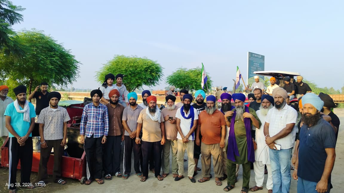 ਕਿਸਾਨ ਮਜ਼ਦੂਰ ਸੰਘਰਸ਼ ਕਮੇਟੀ ਵੱਲੋਂ ਹੜ੍ਹ ਪੀੜਤਾਂ ਲਈ ਰਾਹਤ ਕਾਰਜਾਂ ਵਿੱਚ ਪਾਇਆ ਜਾ ਰਿਹਾ ਯੋਗਦਾਨ, ਲੰਗਰ ਅਤੇ ਪੀਣ ਵਾਲੇ ਪਾਣੀ ਦੇ ਕੀਤੇ ਪ੍ਰਬੰਧ-